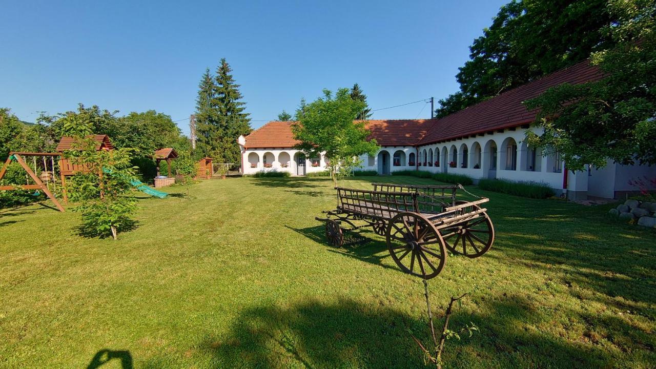Hotel Bakta Haz Egerbakta Exteriér fotografie