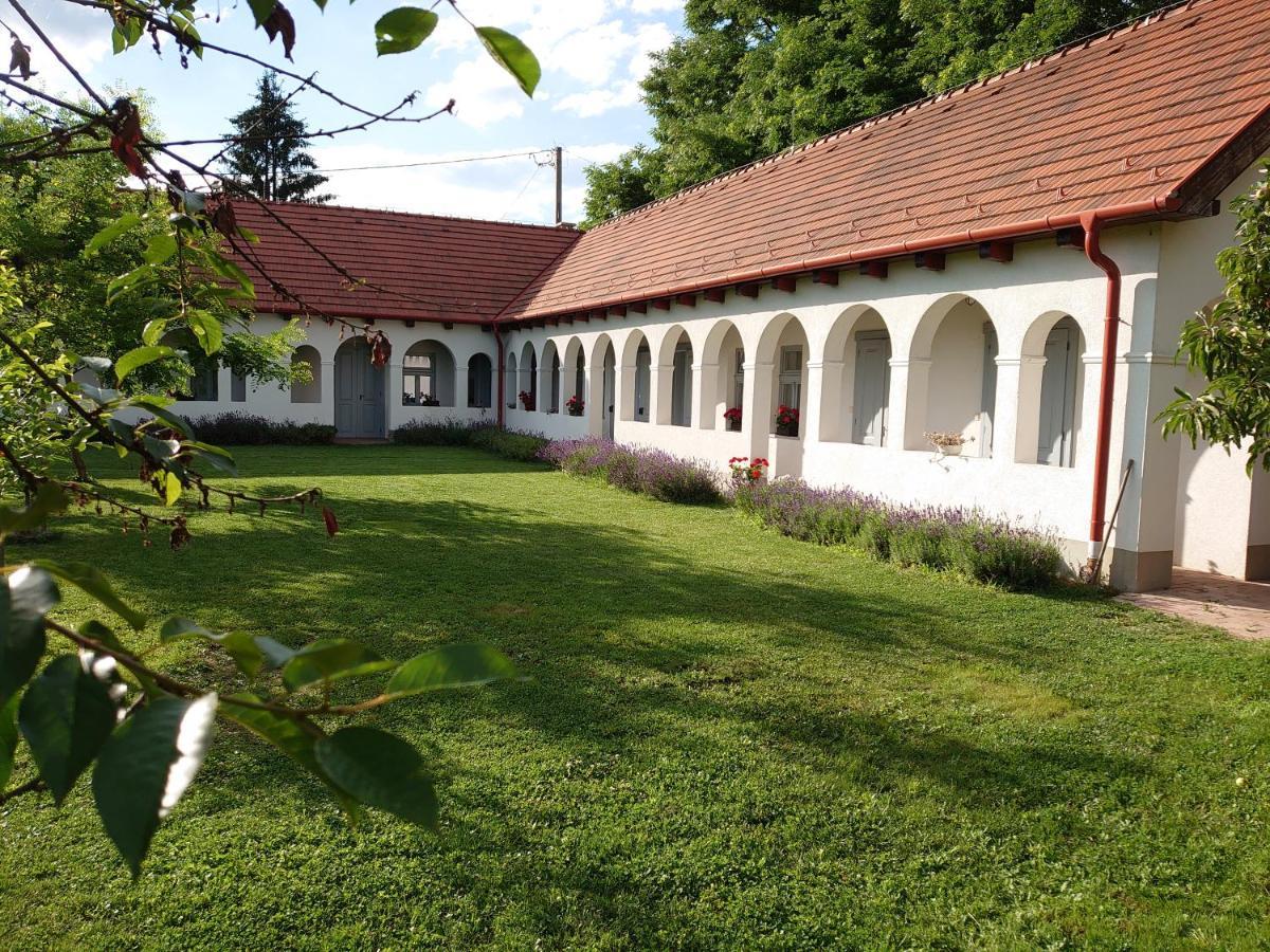 Hotel Bakta Haz Egerbakta Exteriér fotografie